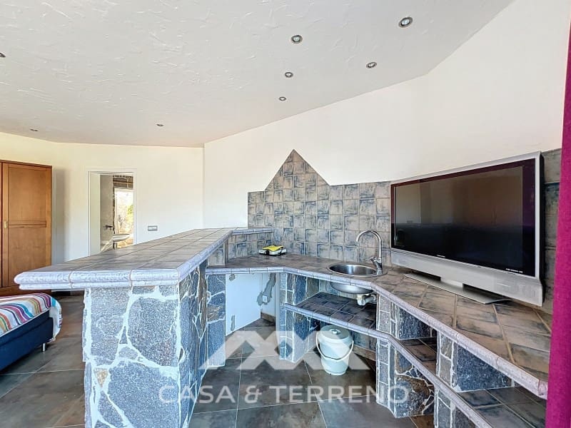 3 makuuhuone Huvila myytävänä paikassa Algarrobo mukana uima-altaan 
autotalli - 765 000 € (Ref: 9571357)