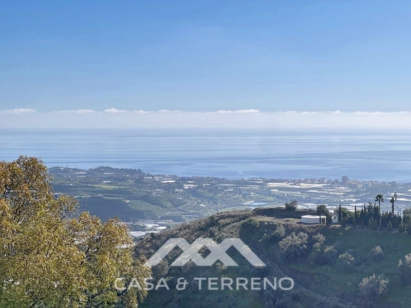 3 makuuhuone Huvila myytävänä paikassa Algarrobo mukana uima-altaan 
autotalli - 765 000 € (Ref: 9571357)