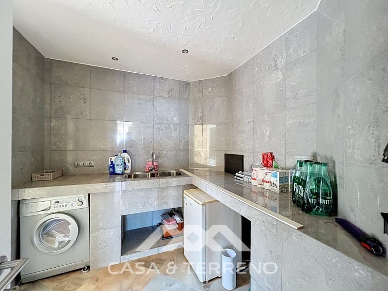 3 makuuhuone Huvila myytävänä paikassa Algarrobo mukana uima-altaan 
autotalli - 765 000 € (Ref: 9571357)