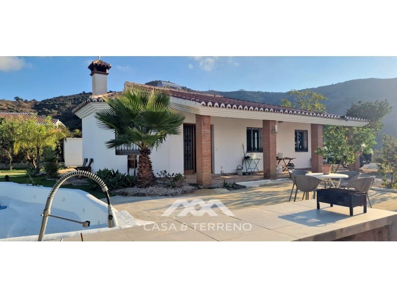 3 Zimmer Villa zu verkaufen in Arenas mit Pool - 349.500 € (Ref: 9571358)