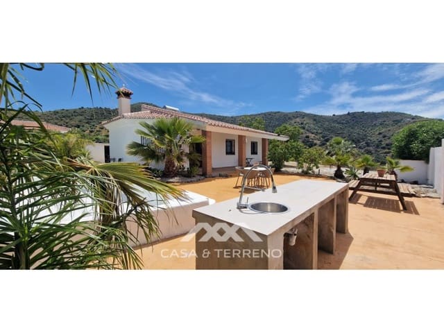 3 bedroom Villa for sale in Arenas with pool - € 339,000 (Ref: 9571358)