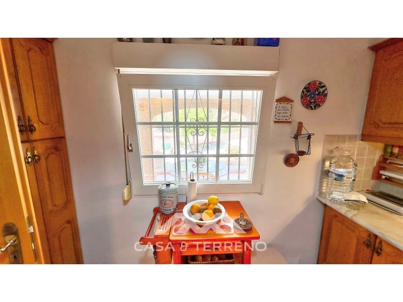 3 sovrum Villa till salu i Benajarafe med pool - 575 000 € (Ref: 9574884)