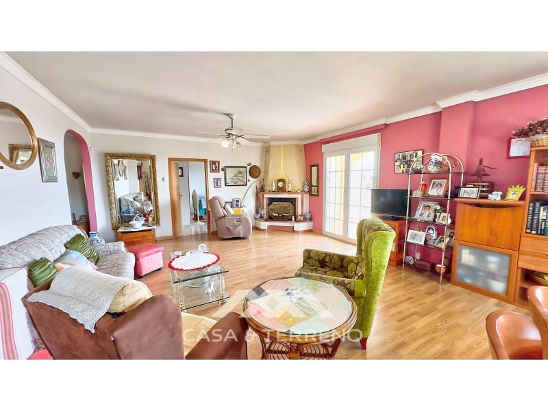 3 sovrum Villa till salu i Benajarafe med pool - 575 000 € (Ref: 9574884)