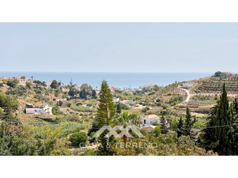 3 sovrum Villa till salu i Benajarafe med pool - 575 000 € (Ref: 9574884)