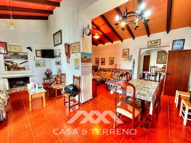 3 makuuhuone Maalaistalo myytävänä paikassa Macharaviaya mukana 
autotalli - 300 000 € (Ref: 9574885)