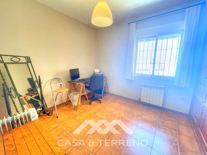 4 makuuhuone Huvila myytävänä paikassa Chilches mukana uima-altaan - 670 000 € (Ref: 9576571)