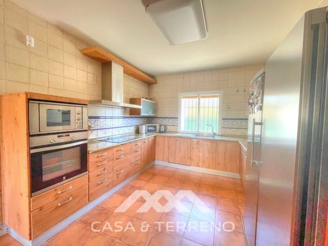 4 makuuhuone Huvila myytävänä paikassa Chilches, Vélez-Málaga mukana uima-altaan - 670 000 € (Ref: 9576571)