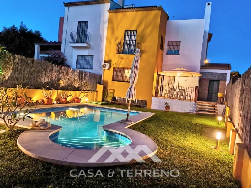 4 makuuhuone Huvila myytävänä paikassa Chilches mukana uima-altaan - 670 000 € (Ref: 9576571)