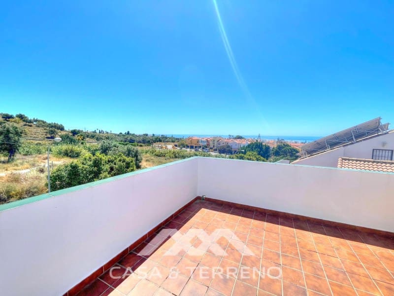 4 makuuhuone Huvila myytävänä paikassa Chilches mukana uima-altaan - 670 000 € (Ref: 9576571)