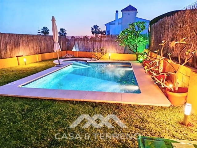 4 makuuhuone Huvila myytävänä paikassa Chilches, Vélez-Málaga mukana uima-altaan - 670 000 € (Ref: 9576571)