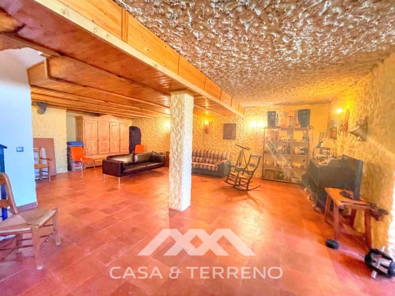 4 makuuhuone Huvila myytävänä paikassa Chilches mukana uima-altaan - 670 000 € (Ref: 9576571)