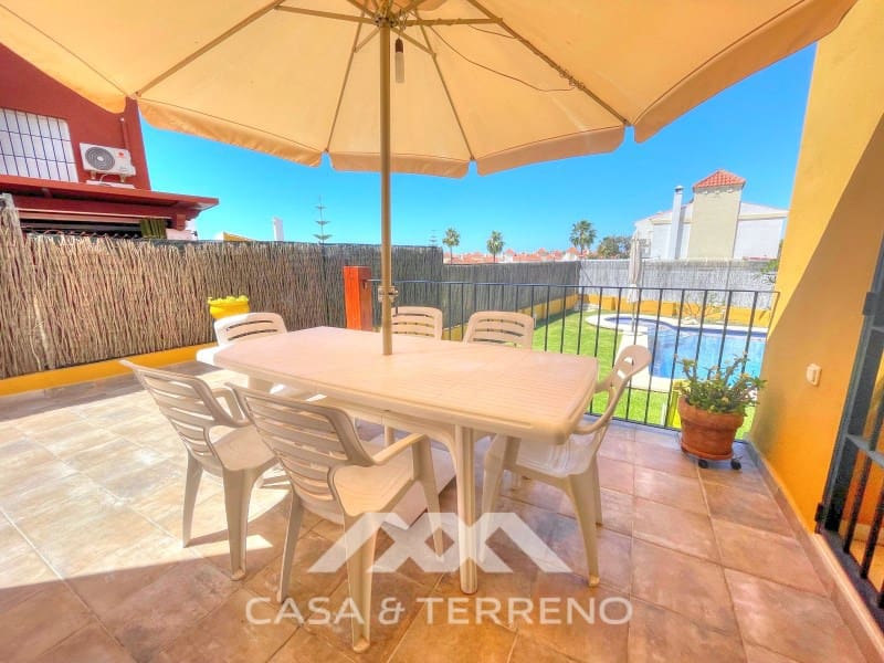 4 makuuhuone Huvila myytävänä paikassa Chilches mukana uima-altaan - 670 000 € (Ref: 9576571)