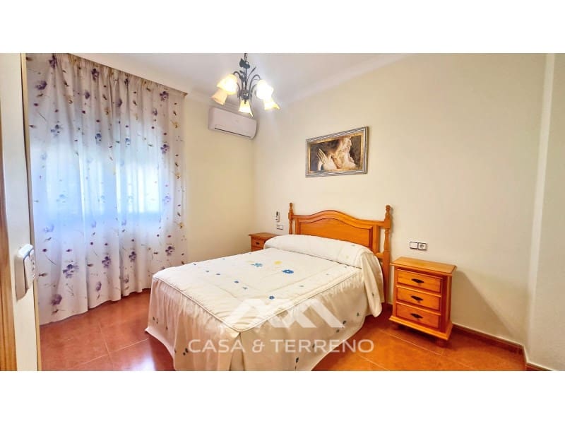 4 bedroom Villa for sale in Benajarafe with pool garage - € 615,000 (Ref: 9576572)