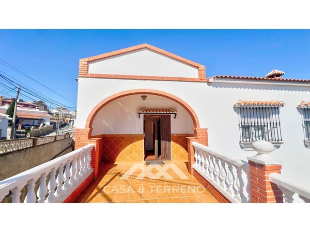 4 bedroom Villa for sale in Benajarafe, Vélez-Málaga with pool garage - € 615,000 (Ref: 9576572)