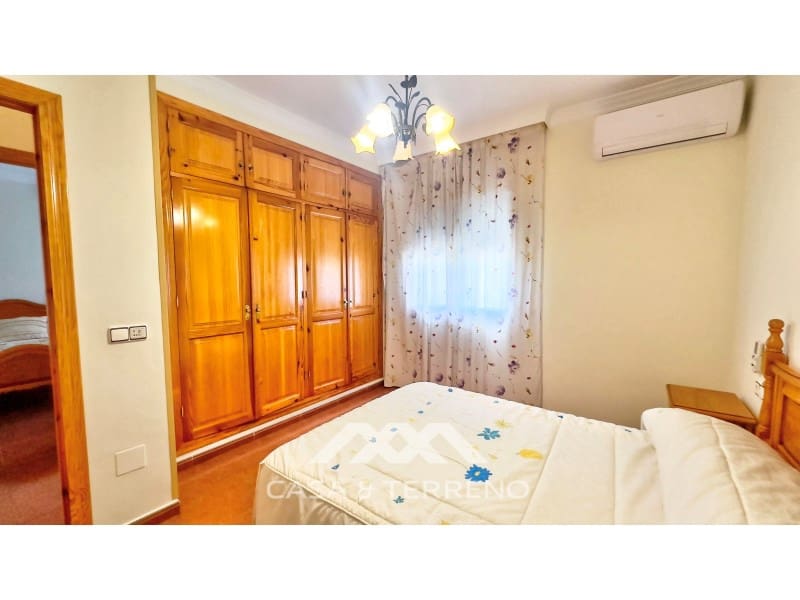 4 bedroom Villa for sale in Benajarafe with pool garage - € 615,000 (Ref: 9576572)