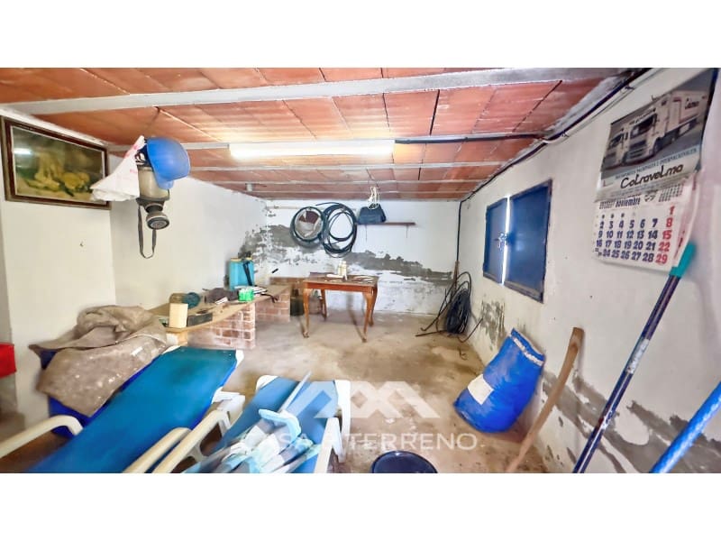 4 bedroom Villa for sale in Benajarafe with pool garage - € 615,000 (Ref: 9576572)