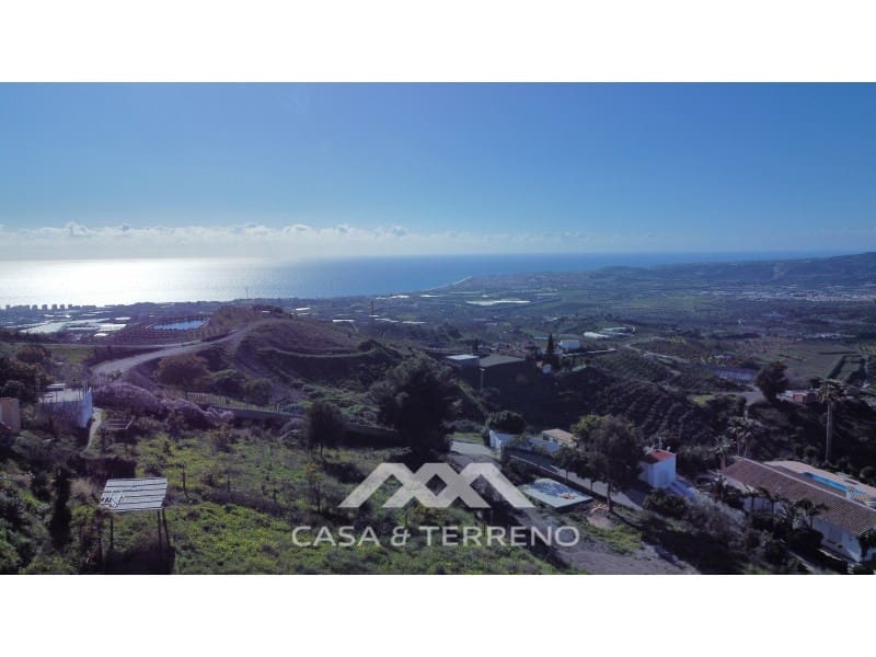 4 chambre Villa/Maison à vendre à Algarrobo avec piscine - 590 000 € (Ref: 9630248)