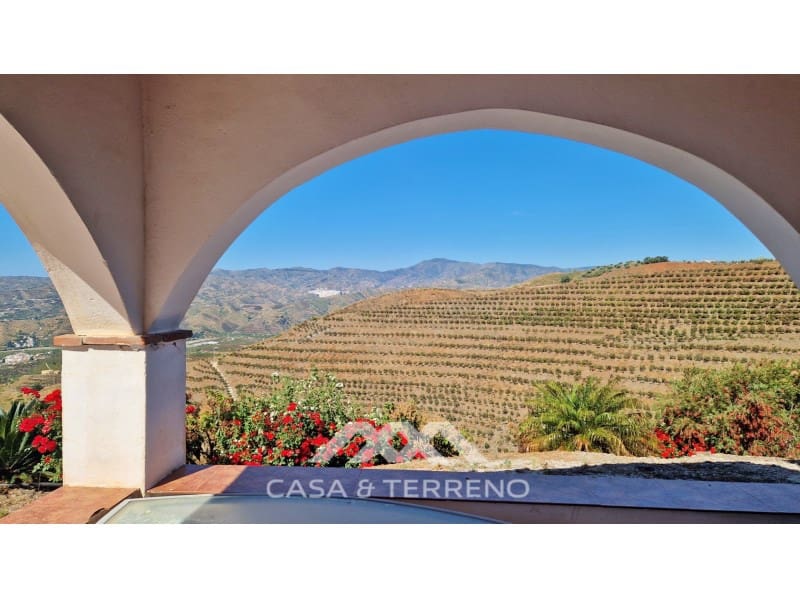 4 camera da letto Villa in vendita in Velez-Malaga con piscina - 310.000 € (Rif: 9630249)