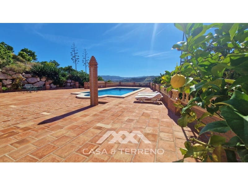 5 camera da letto Villa in vendita in Velez-Malaga con piscina garage - 695.000 € (Rif: 9630250)