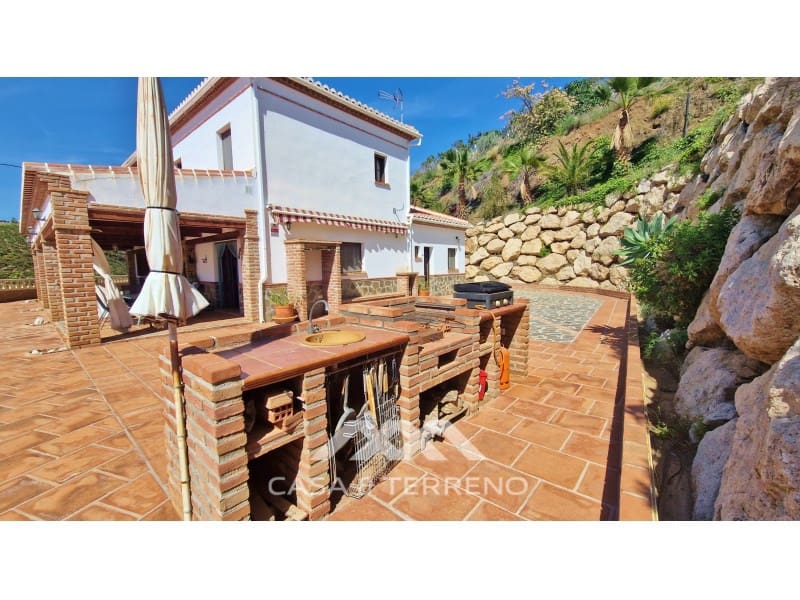 5 camera da letto Villa in vendita in Velez-Malaga con piscina garage - 695.000 € (Rif: 9630250)
