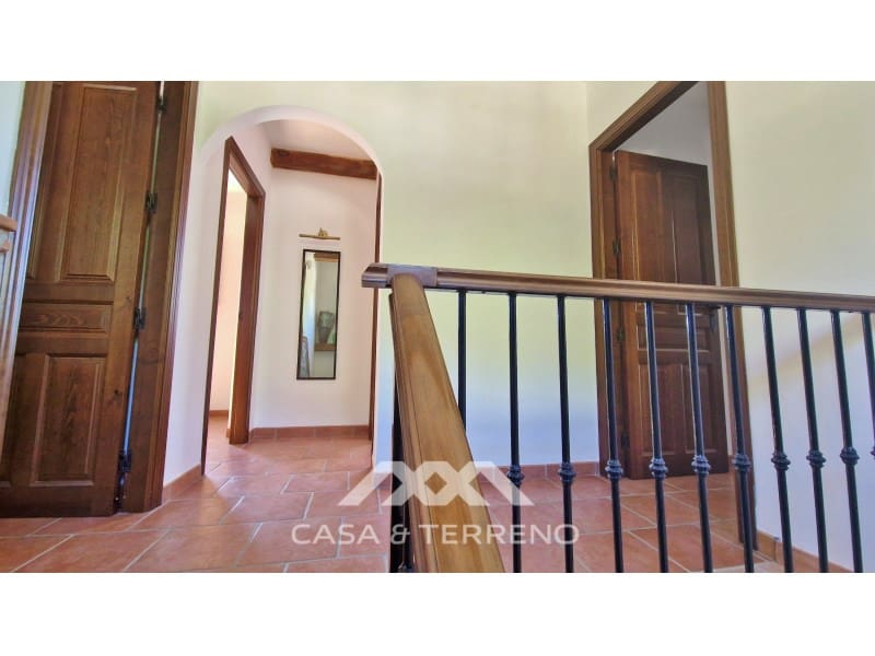 5 camera da letto Villa in vendita in Velez-Malaga con piscina garage - 695.000 € (Rif: 9630250)