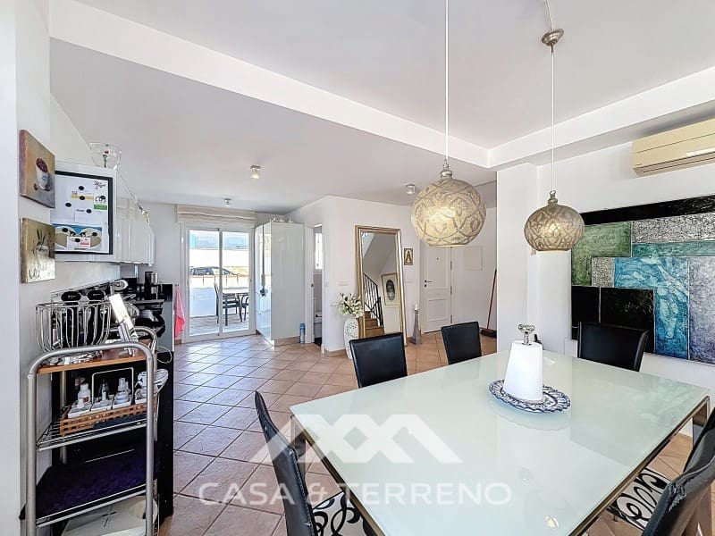 2 quarto Moradia Geminada para venda em Cotobro com piscina garagem - 465 000 € (Ref: 9644704)