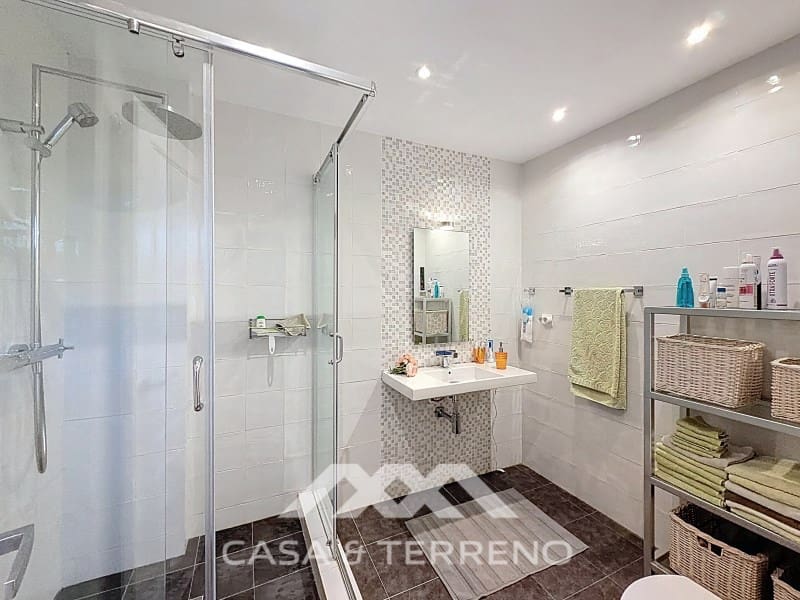 2 quarto Moradia Geminada para venda em Cotobro com piscina garagem - 465 000 € (Ref: 9644704)