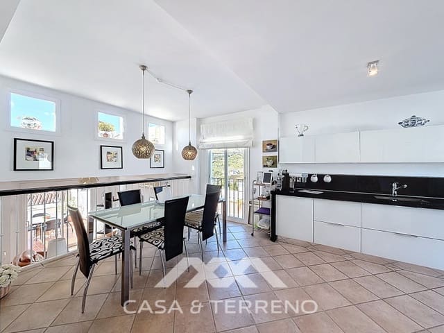 2 quarto Moradia Geminada para venda em Cotobro, Almuñécar com piscina garagem - 465 000 € (Ref: 9644704)