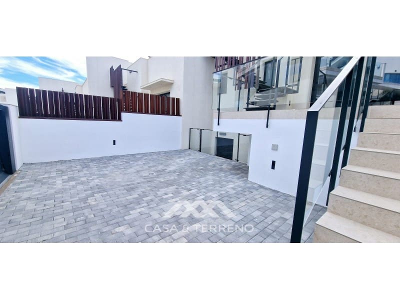 3 bedroom Townhouse for sale in Torrox with garage - € 629,000 (Ref: 9644705)