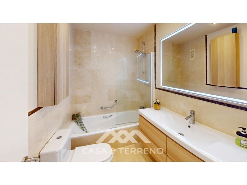 2 slaapkamer Flat te koop in El Penoncillo - € 415.000 (Ref: 9651838)