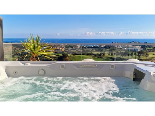 Ático de 2 habitaciones en La Cala Golf - Lagar Martell, Mijas en venta - 795.000 € (Ref: 9651839)