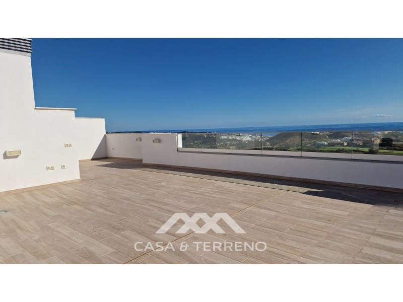 Ático de 2 habitaciones en Mijas en venta - 795.000 € (Ref: 9651839)