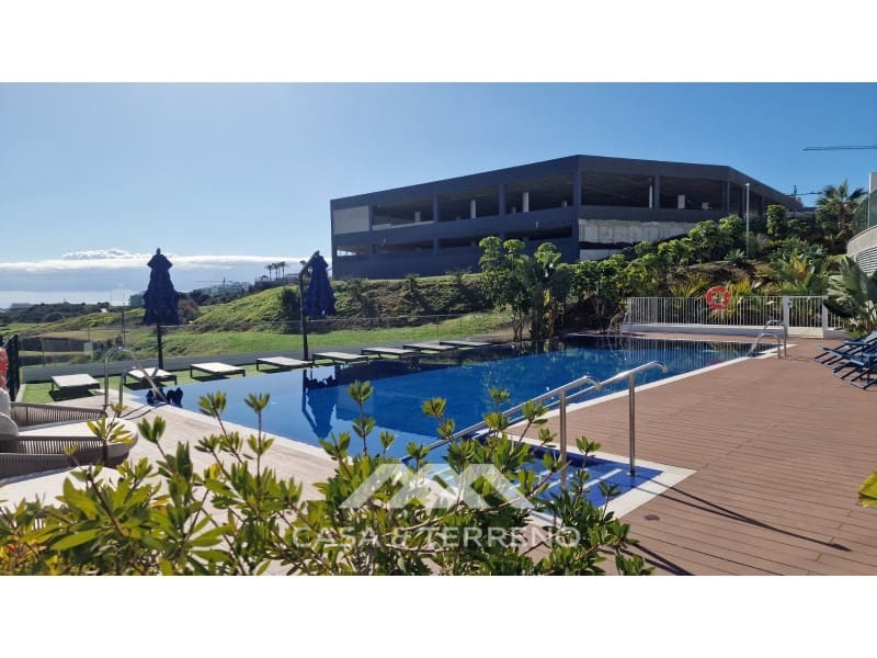 Ático de 2 habitaciones en Mijas en venta - 795.000 € (Ref: 9651839)