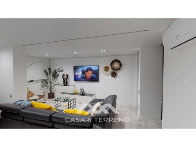 3 Zimmer Apartment zu verkaufen in Torre del Mar, Vélez-Málaga - 449.000 € (Ref: 9655981)