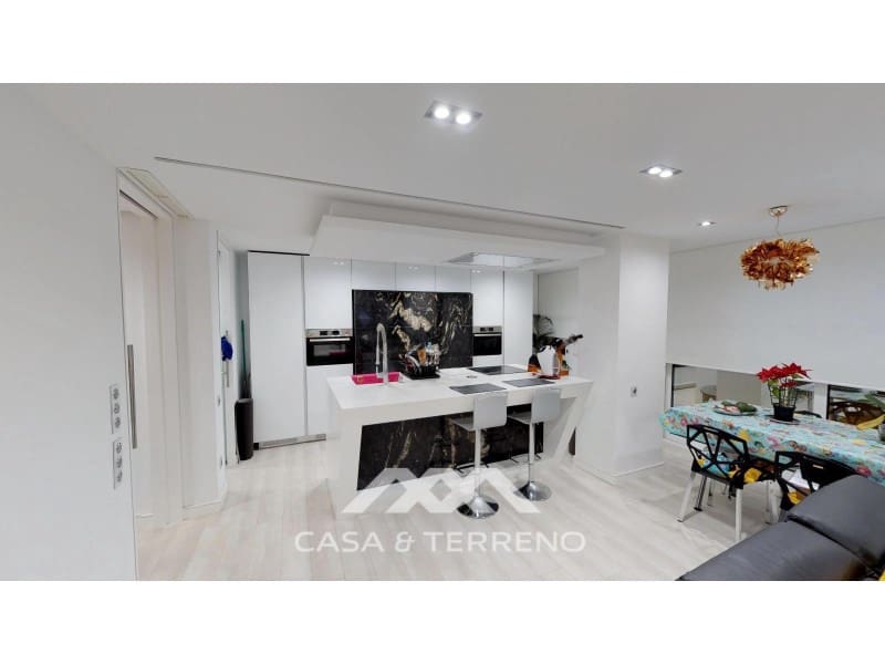 3 Zimmer Apartment zu verkaufen in Torre del Mar - 449.000 € (Ref: 9655981)