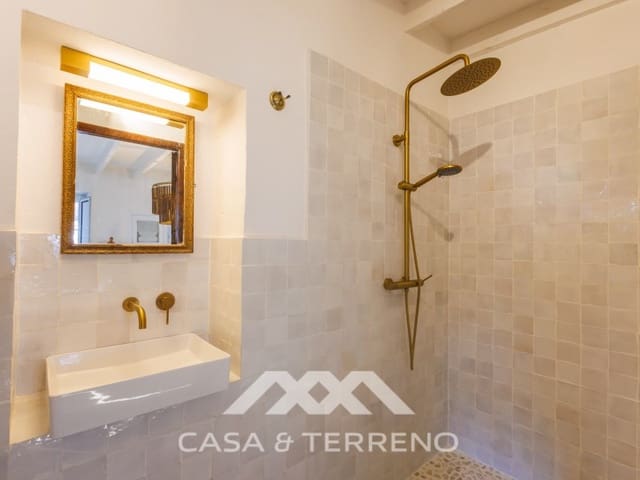 Finca/Casa Rural de 3 habitaciones en Comares en venta con piscina - 500.000 € (Ref: 9659315)