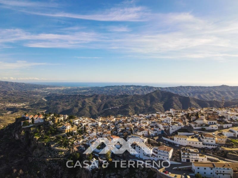 3 bedroom Villa for sale in Comares - € 550,000 (Ref: 9659315)
