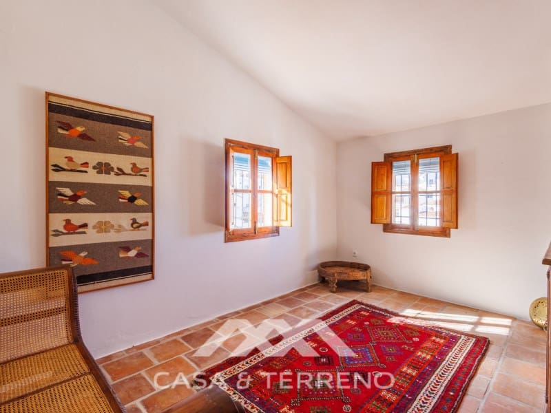 2 bedroom Semi-detached Villa for sale in Comares with pool - € 299,000 (Ref: 9659316)