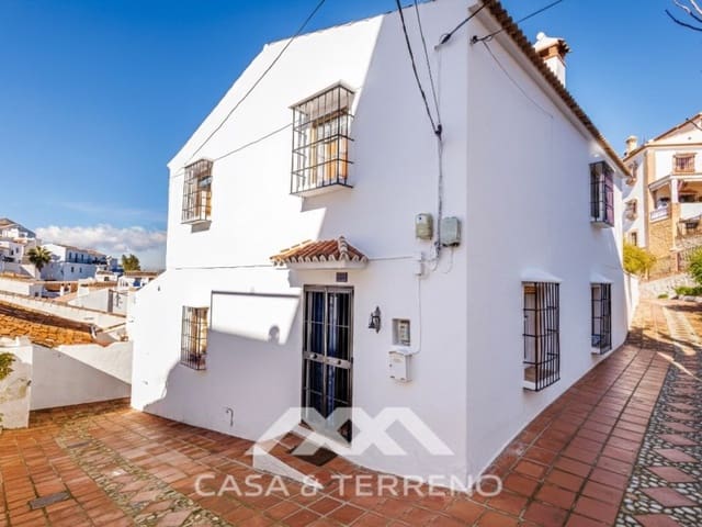 2 chambre Villa/Maison Semi-Mitoyenne à vendre à Comares avec piscine - 299 000 € (Ref: 9659316)