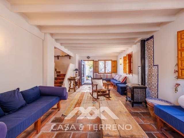 2 chambre Villa/Maison Semi-Mitoyenne à vendre à Comares avec piscine - 299 000 € (Ref: 9659316)