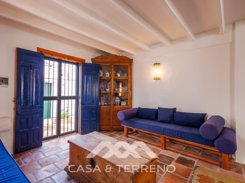 2 bedroom Semi-detached Villa for sale in Comares with pool - € 299,000 (Ref: 9659316)