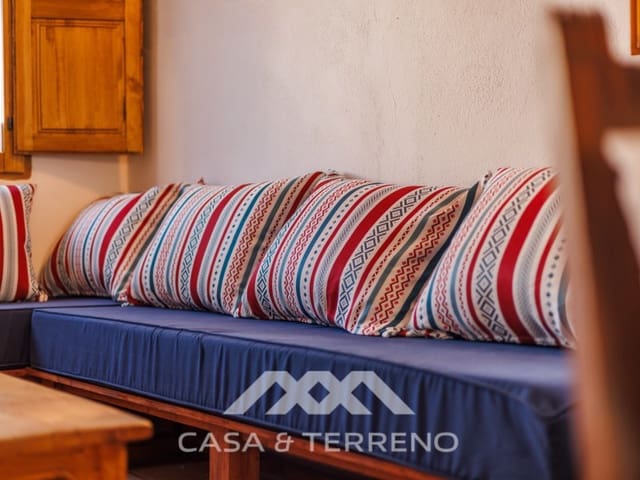2 chambre Villa/Maison Semi-Mitoyenne à vendre à Comares avec piscine - 299 000 € (Ref: 9659316)
