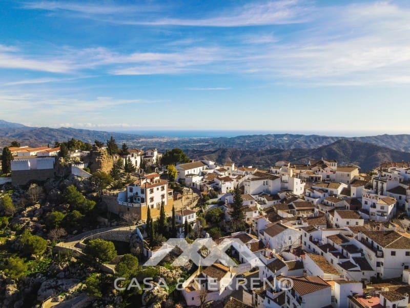 3 slaapkamer Gastenverblijf/B&B te koop in Comares - € 550.000 (Ref: 9661919)