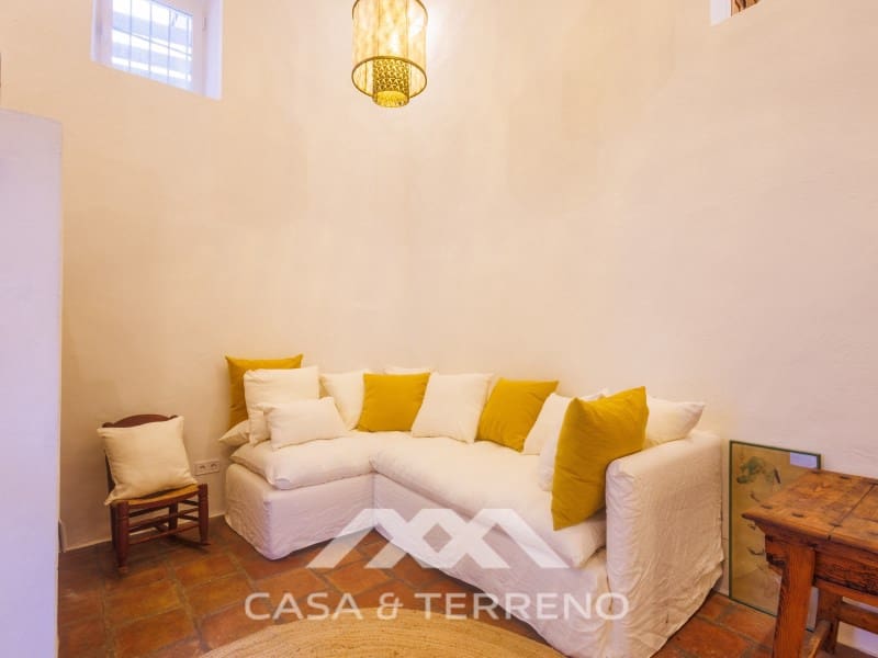 6 slaapkamer Huis te koop in Comares - € 900.000 (Ref: 9661920)