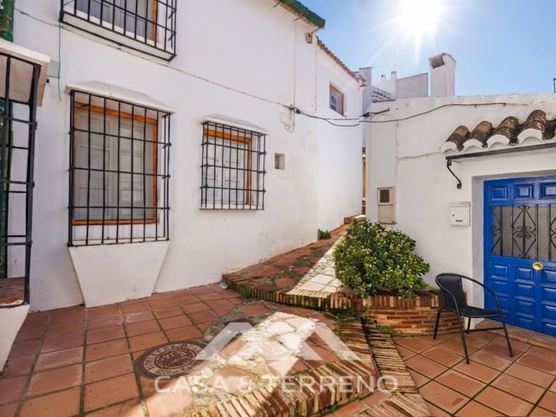 6 slaapkamer Huis te koop in Comares - € 900.000 (Ref: 9661920)