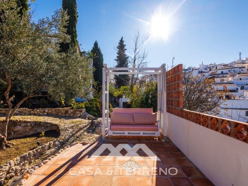 6 slaapkamer Huis te koop in Comares - € 900.000 (Ref: 9661920)