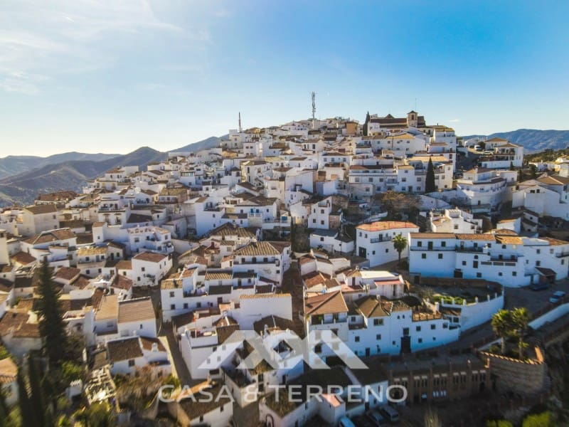 6 slaapkamer Huis te koop in Comares - € 900.000 (Ref: 9661920)