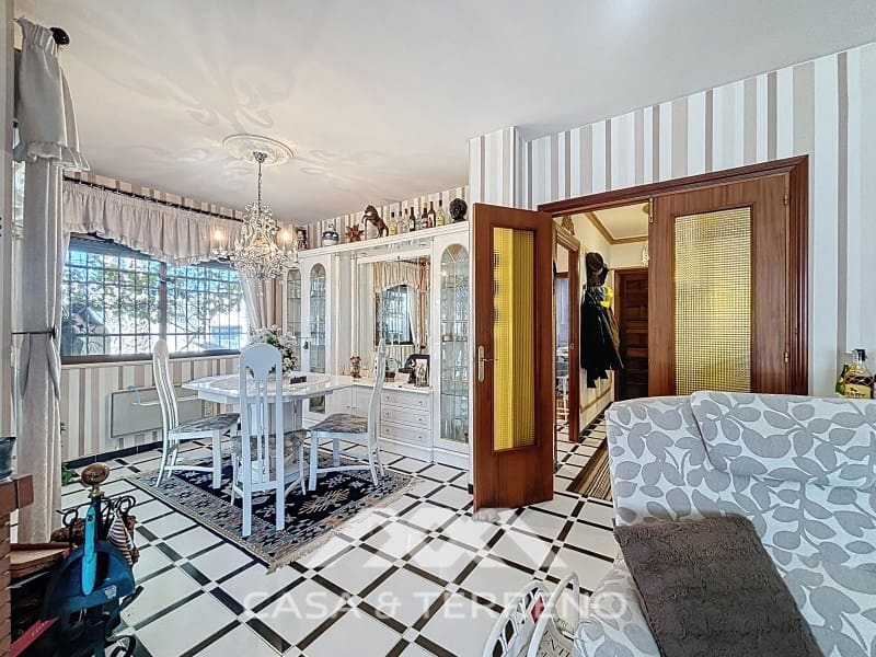 3 Zimmer Villa zu verkaufen in Mezquitilla mit Pool Garage - 495.000 € (Ref: 9666391)