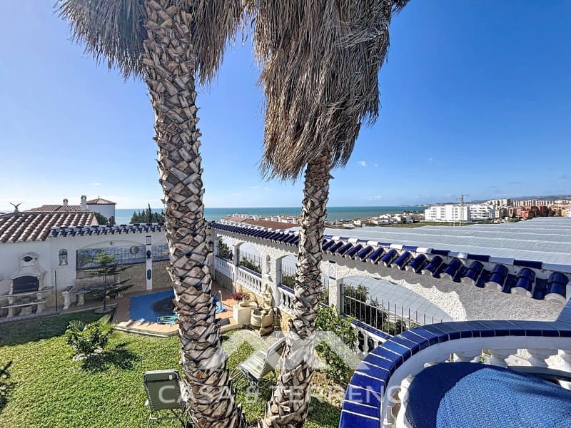 3 Zimmer Villa zu verkaufen in Mezquitilla mit Pool Garage - 495.000 € (Ref: 9666391)