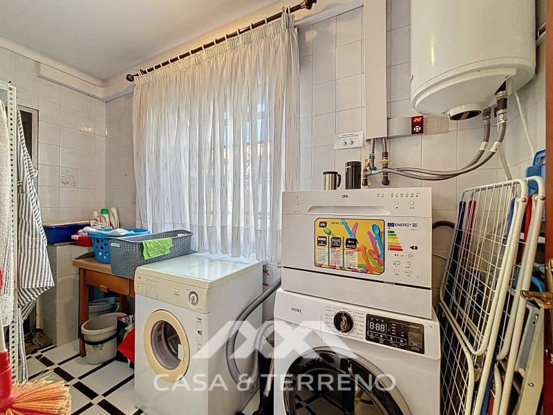 3 Zimmer Villa zu verkaufen in Mezquitilla mit Pool Garage - 495.000 € (Ref: 9666391)